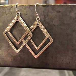 Grace & heart on point earrings